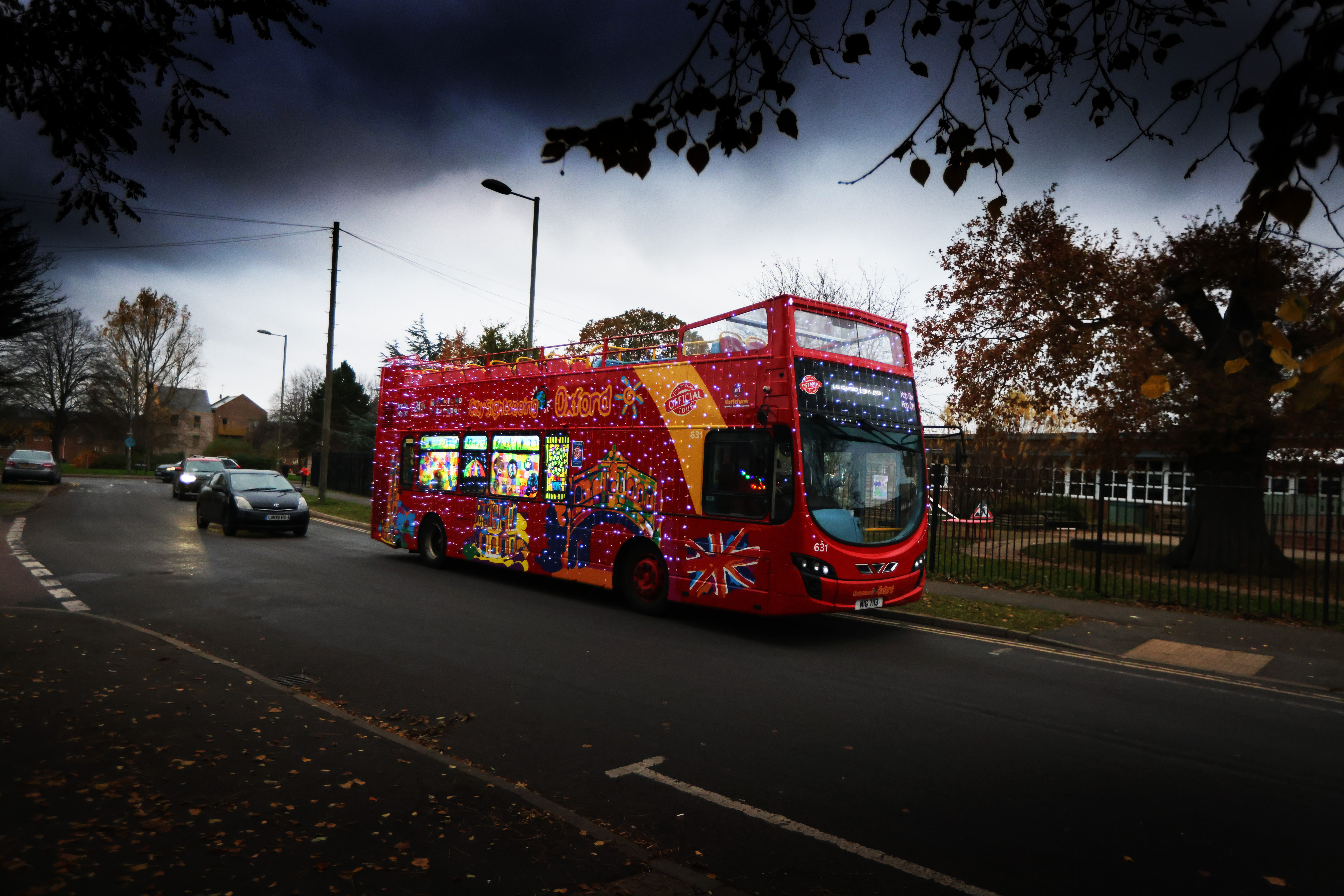 Christmas Lights Bus delivers festive cheer - Oxford Bus Company and ...